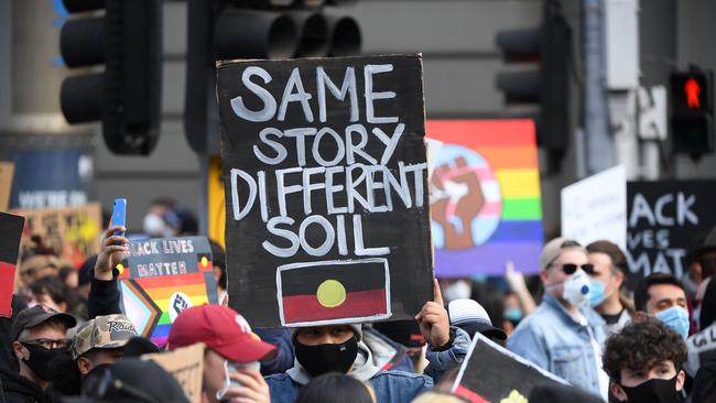 Crowds have gathered en masse. Picture: Quinn Rooney/Getty Images