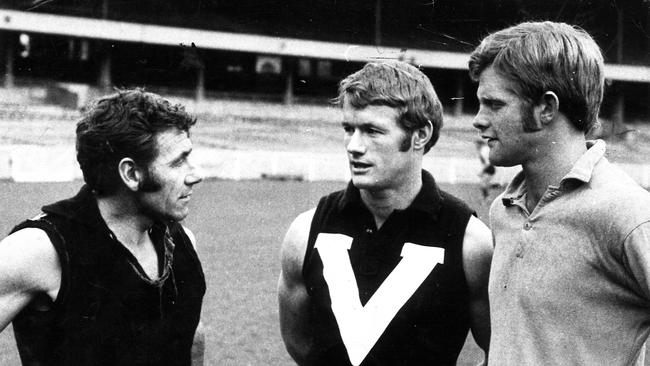 Victorian coach Tom Hafey, captain Des Tuddenham and vice-captain Barry Davis in 1971. Neg: DF08334