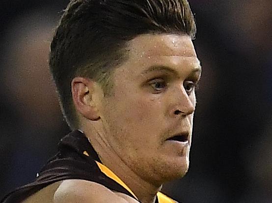 Taylor Duryea of the Hawks (right) and Hayden Crozier of the Bulldogs contest during the Round 16 AFL match between the Western Bulldogs and the Hawthorn Hawks at Etihad Stadium in Melbourne, Saturday, July 7, 2018. (AAP Image/Julian Smith) NO ARCHIVING, EDITORIAL USE ONLY