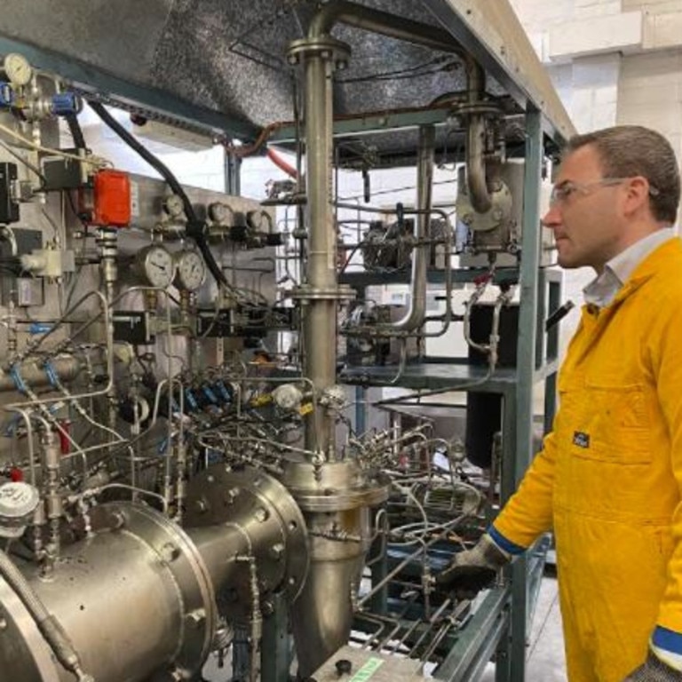 Magnium Australia chief technology officer Daniel Jewell at a small scale plant at CSIRO Melbourne. Picture: Supplied