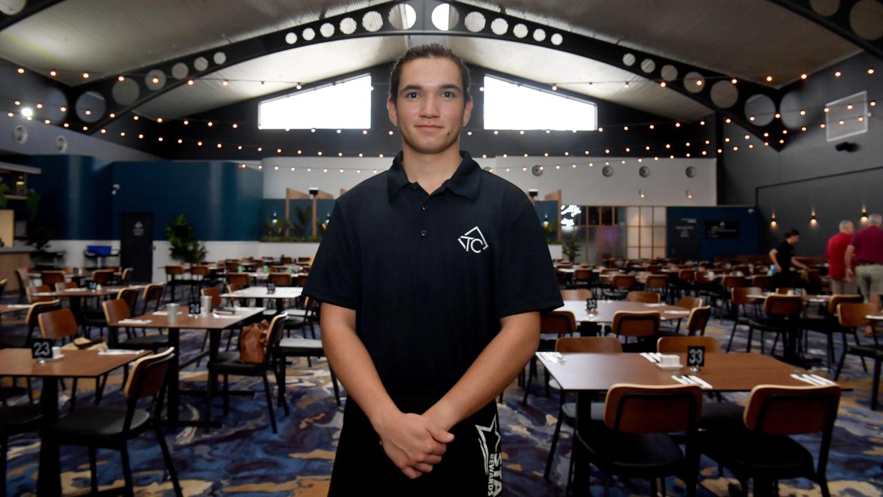 Staff Member Curtis Mallard at the Twin City Hotel Buffet. Picture: Evan Morgan