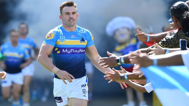 GOLD COAST, AUSTRALIA - MARCH 18:  Chris Randall of the Titans runs out during the round three NRL match between the Gold Coast Titans and the Melbourne Storm at Cbus Super Stadium on March 18, 2023 in Gold Coast, Australia. (Photo by Jono Searle/Getty Images)