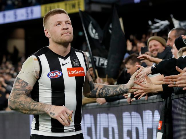 MELBOURNE, AUSTRALIA - SEPTEMBER 10: Jordan De Goey of the Magpies celebrates during the 2022 AFL First Semi Final match between the Collingwood Magpies and the Fremantle Dockers at the Melbourne Cricket Ground on September 10, 2022 in Melbourne, Australia. (Photo by Dylan Burns/AFL Photos via Getty Images)