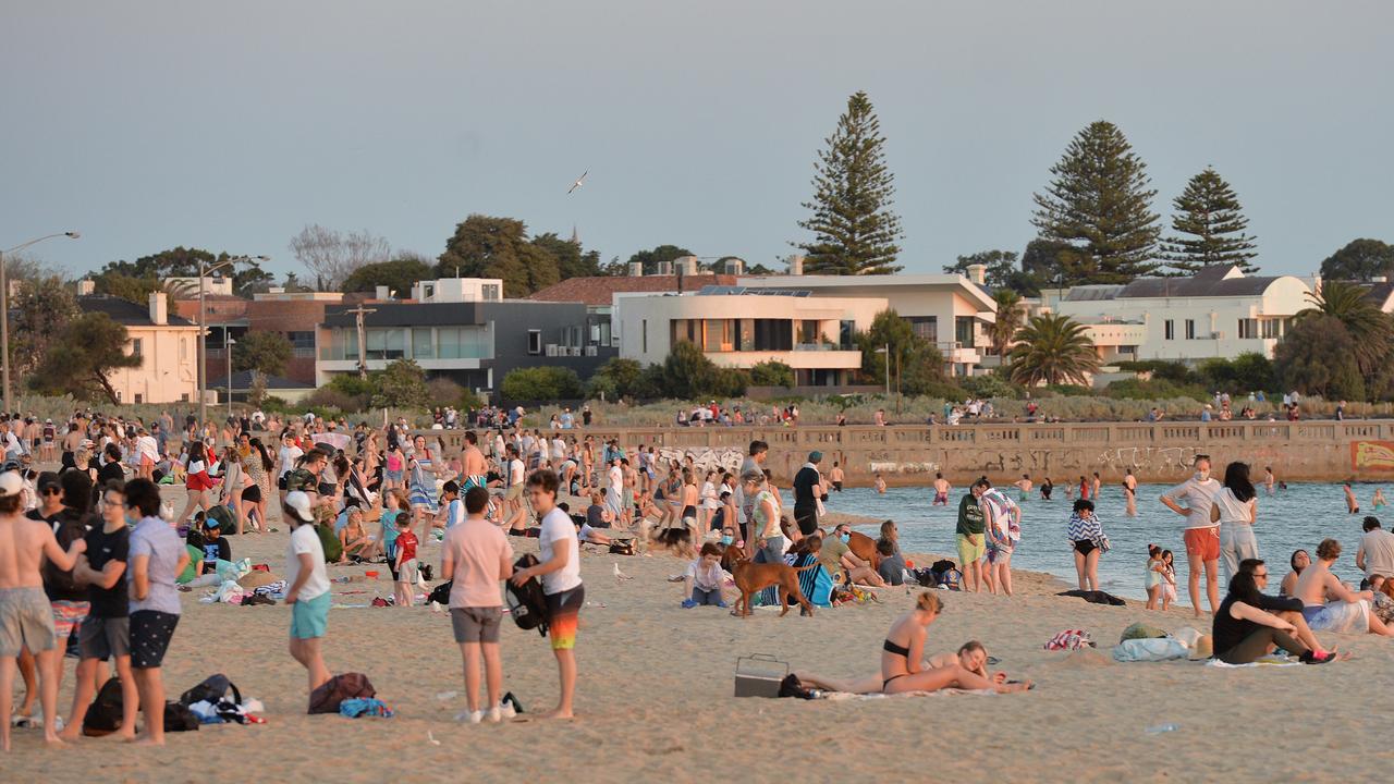 Crowds of people at Elwood Beach. Picture: Josie Hayden