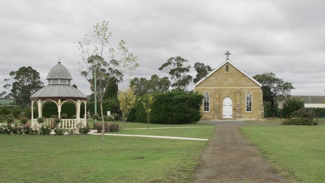 St George's Church, with picturesque rotunda is a landmark in the area