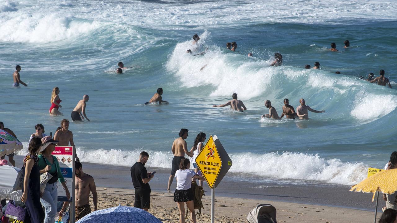 Beach goers enjoy the sun at Bronte as warm weather continues to affect the east coast of NSW nearly 2 months into autumn. NewsWire / Simon Bullard.