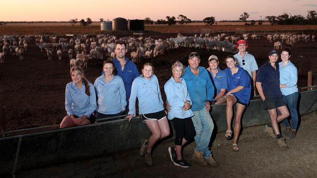 The whole Sheahan family: Ella, Georgia and partner Harry Weaver, Tessa, Dianne, Richard, Jordan and partner Grace Hosking, Toby, Brent and partner Laura Fay. Picture: Yuri Kouzmin