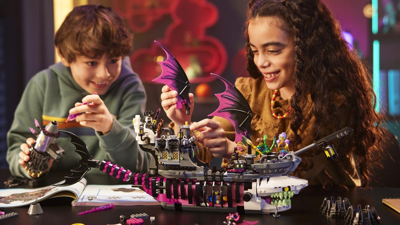 Lego launches gender neutral toy range | KidsNews