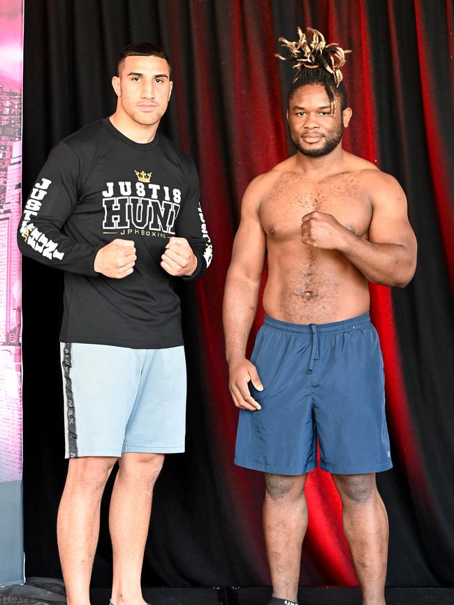 Justis Huni and opponent Christian Tsoye. Picture: NCA NewsWire/Jeremy Piper