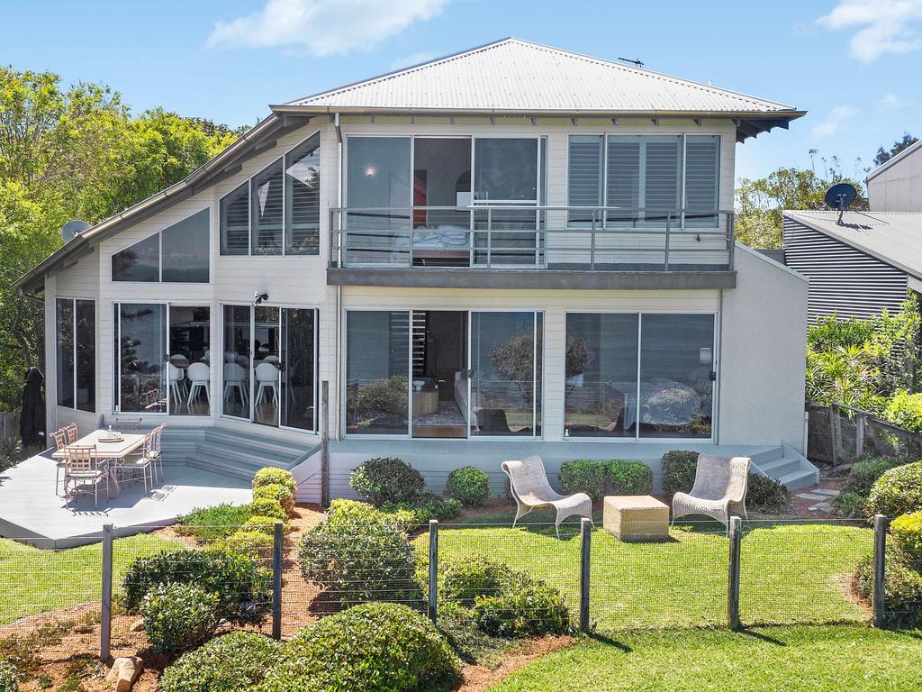 Prime Minister Anthony Albanese and his fiancee Jodi Haydon are marketing their $4.3m luxury beach home as “move-in now”.