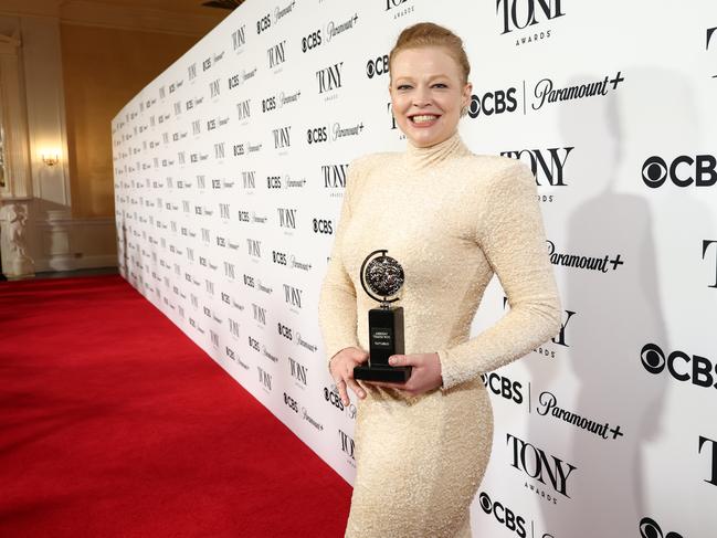 Sarah Snook poses with her Tony Award for Best Performance by an Actress in a Leading Role in a Play. Picture: Getty Images