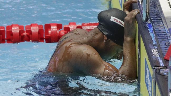 Simone Manuel did it all from the outside lane.