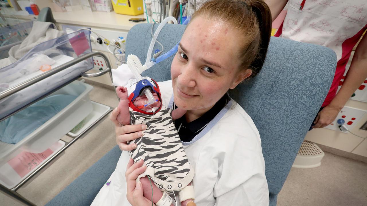 Royal Brisbane And Women S Hospital Premature Baby Survives Being Born 16 Weeks Early The Courier Mail