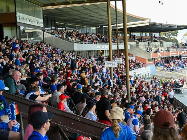Fans flocked to Windy Hill last October when the AFLW Bombers hosted North Melbourne. Photo: Vince Caligiuri/Getty Images