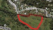 Lismore City Council voted to zone land on Keen St for developers to build on, despite calls from one councilor for the State Government to acquire it for flood victims.