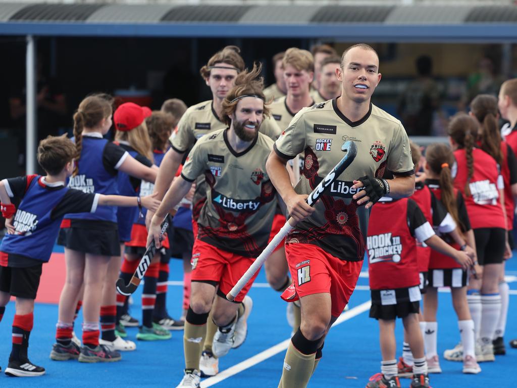 Mile Davis runs out with the NSW Pride side in the Hockey One series. Picture: David Mariuz/ Hockey Australia