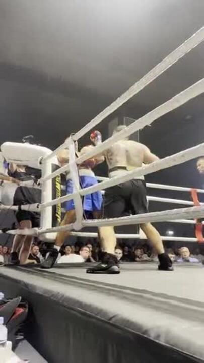 WATCH: Matt Lodge obliterates pro boxer on debut