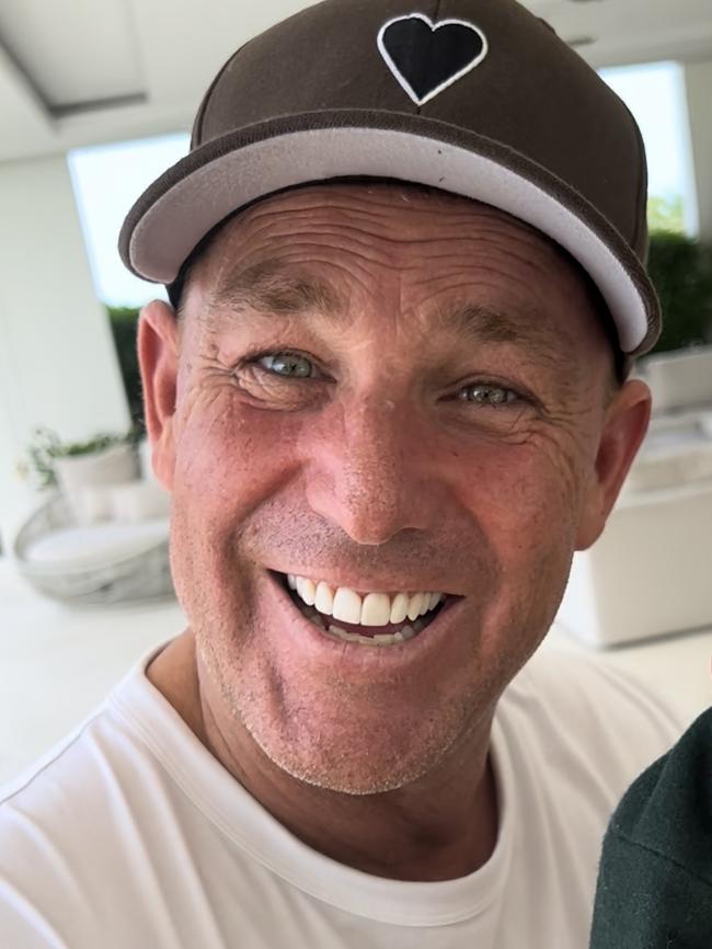 An image believed to be the last photo of Shane Warne. Picture: Sportingnews.com