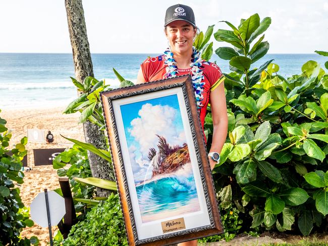 Wright was back to her blazing best at Pipeline.