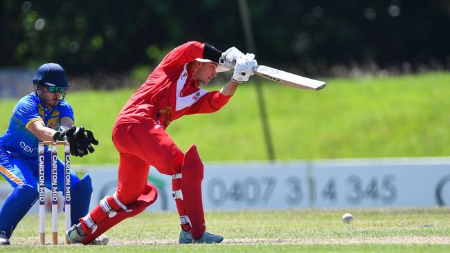 Ryan Hackney batting for Waratah against Darwin in the 2023 Darwin Cricket season. Picture: Pema Tamang Pakhrin