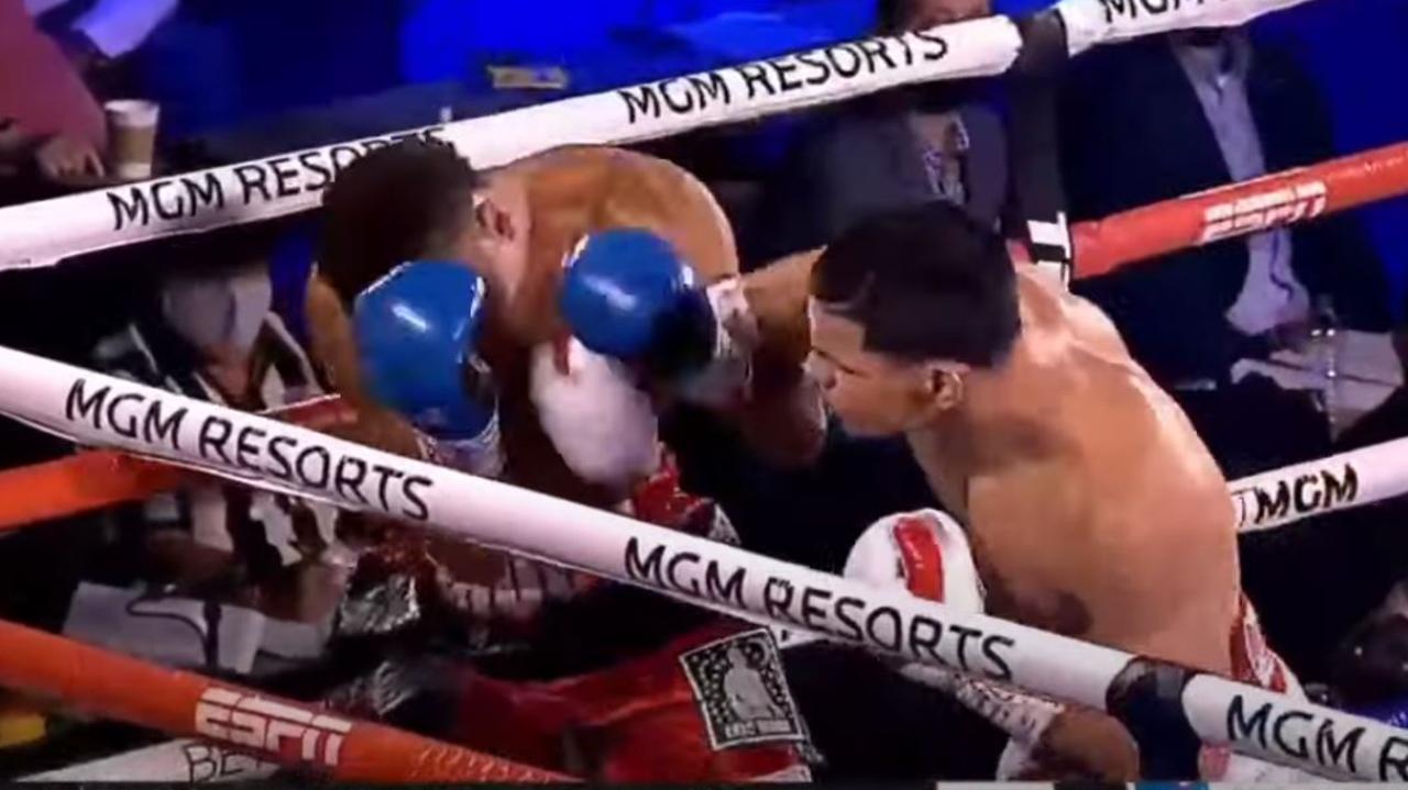 Boxing: Edgar Berlanga Destroys Eric Moon In First Round, 14th Straight ...