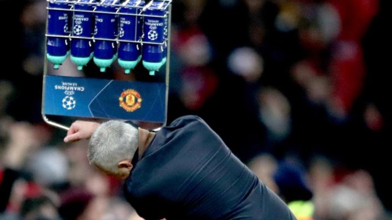 Jose Mourinho smashed a crate of water bottles and fans want to see it on FIFA!