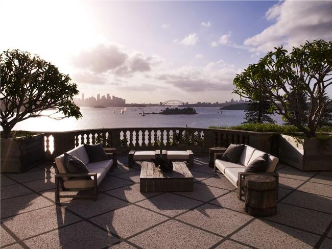 With views to the Harbour Bridge and surrounds what better place to bring in the New Year?