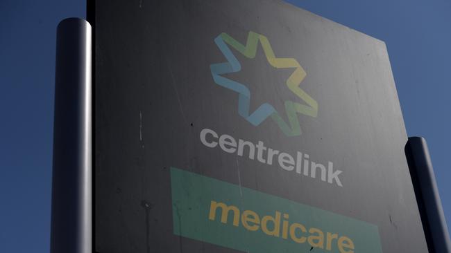 Centrelink orders Hunter Valley man to pay more than $44 thousand after a department error.