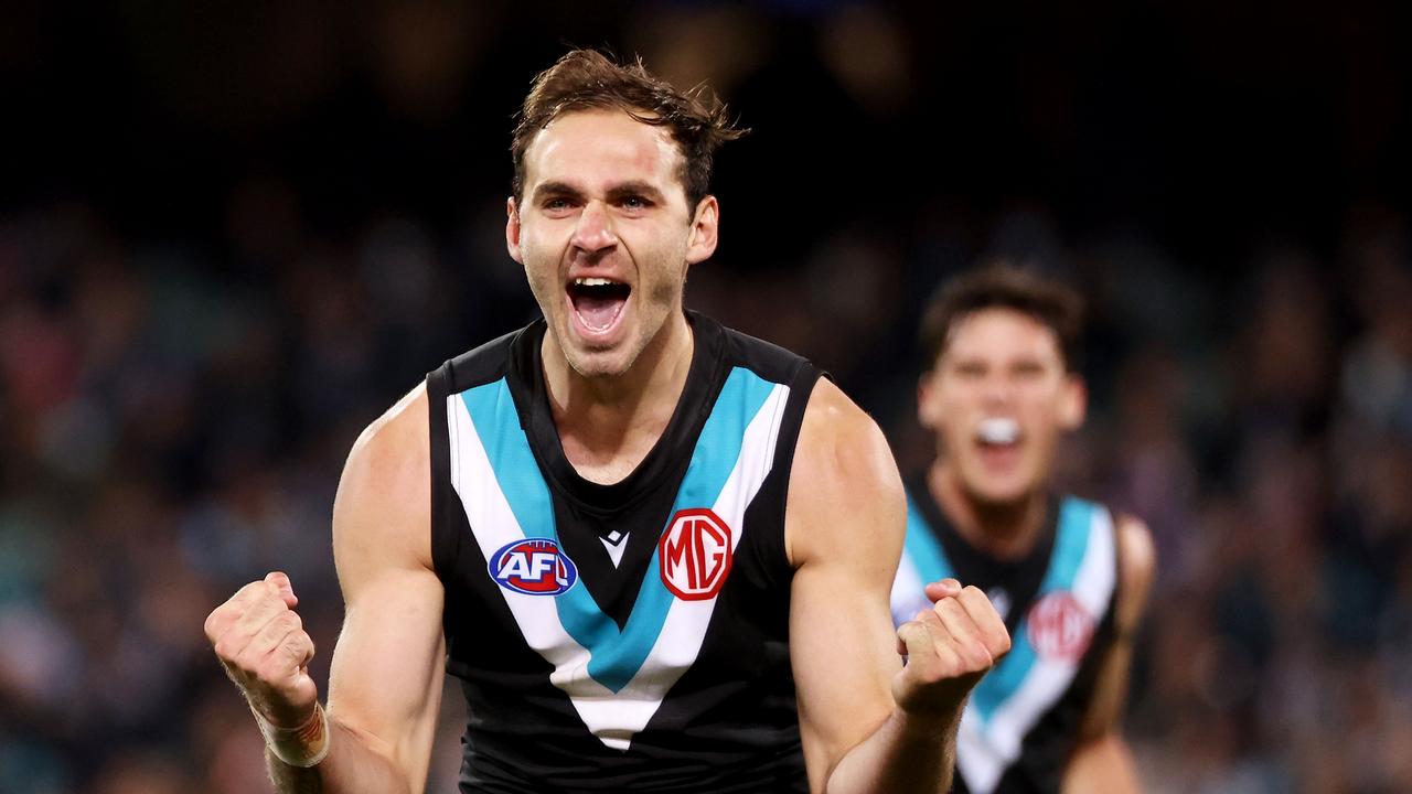 Jeremy Finlayson on the field. Photo by James Elsby/AFL Photos via Getty Images