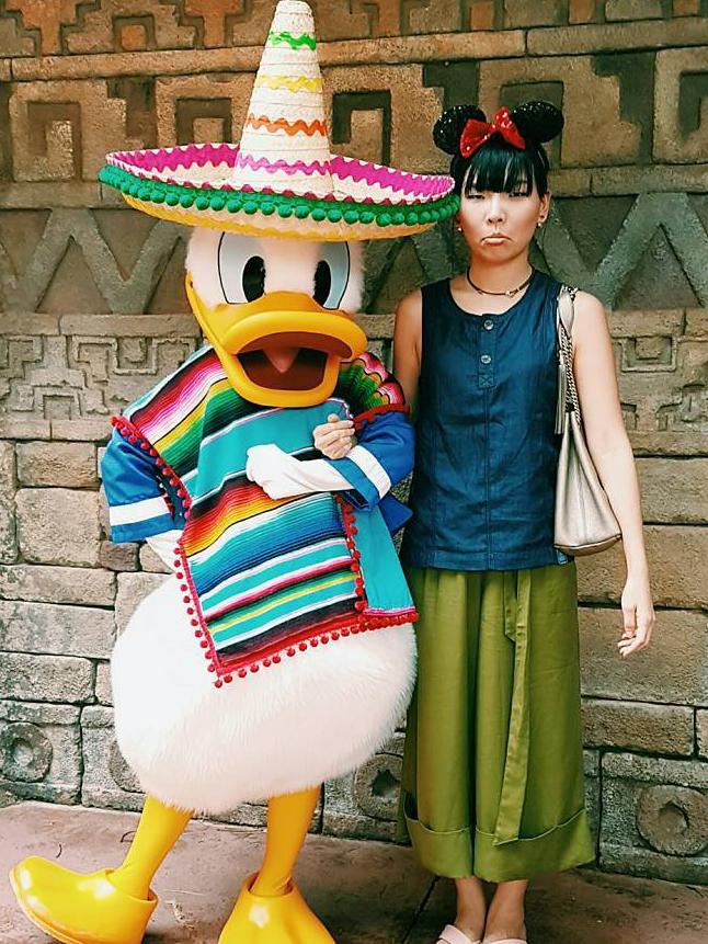 Dami Im ponders life at Walt Disney World... 