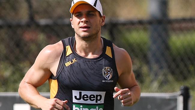 Dion Prestia jogs laps at Punt Rd. Picture: Wayne Ludbey