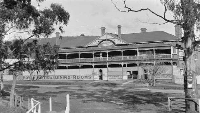 The Royal Hotel in Upper Ferntree Gully.