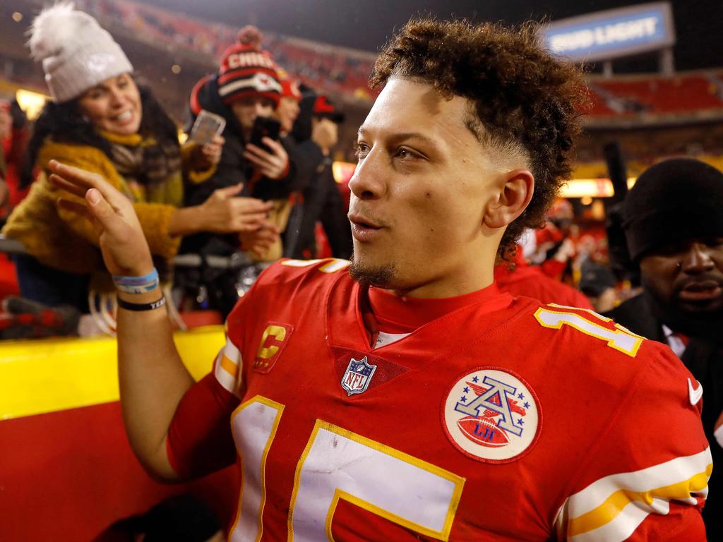 Mahomes: I had a 'cinder block on my leg' in playoffs