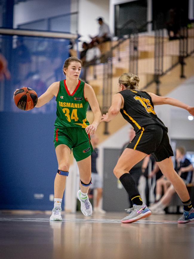 Tasmania's Ava McDonald at the Under-18 National Championships. Picture: Taylor Earnshaw Photography