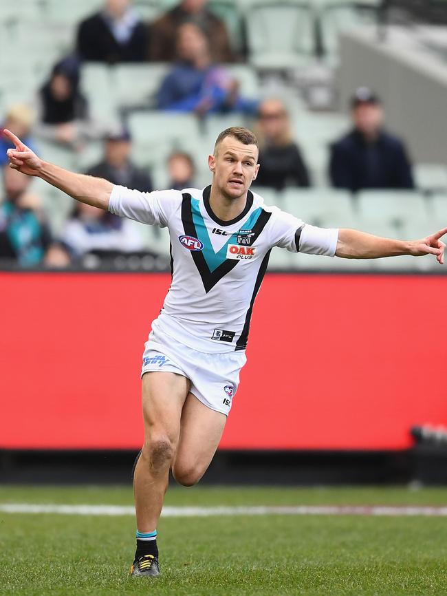 Robbie Gray celebrates kicking against Carlton. Picture: Quinn Rooney/Getty Images