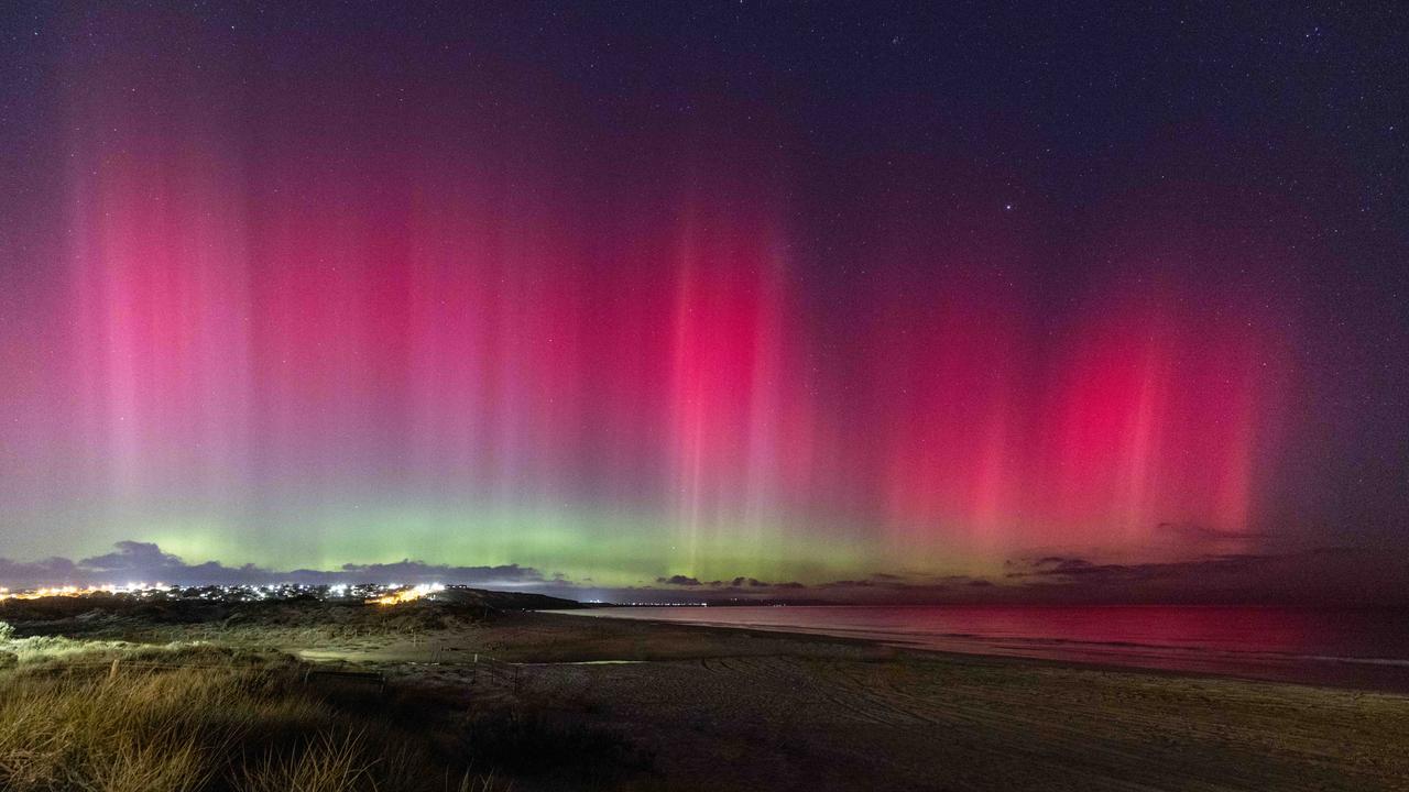 Aurora australis at Moana Beach in South Australia by Ben Clark Imagery. Picture: Ben Clark