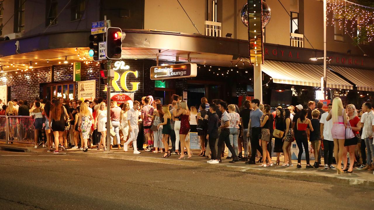 New Year’s Eve 2020: Brisbane revellers pack clubs, bars, restaurants ...