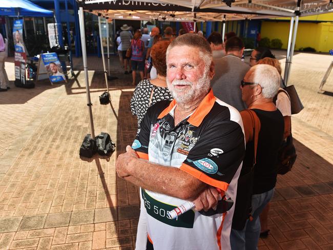 Warren Williams of Aitkenvale  lines up at Hyde Park for Pre-Polling. Picture:Zak Simmonds