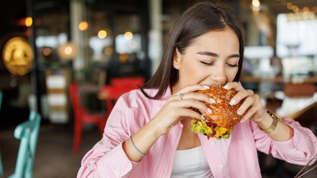 An Aussie nutritionist has revealed the one food mistake many of us are making, and it could be seriously holding you back.