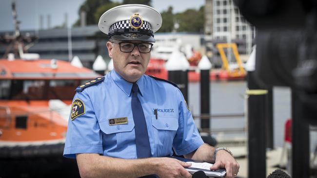 Acting Inspector Darren Latham announces to media police divers believe they have found the body of Victorian man Jarrod Davies. Picture: LUKE BOWDEN