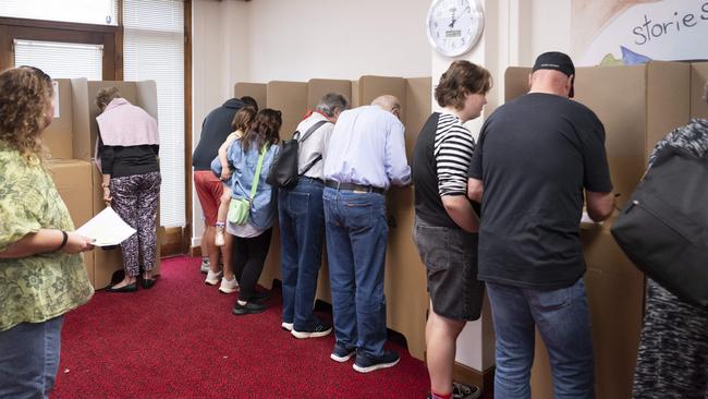 CANBERRA, AUSTRALIA, NewsWire Photos. APRIL 26, 2025: 2025 federal election, the first day of voting at The Museum of Australian Democracy, Old Parliament House in Canberra. Picture: NewsWire / Martin Ollman