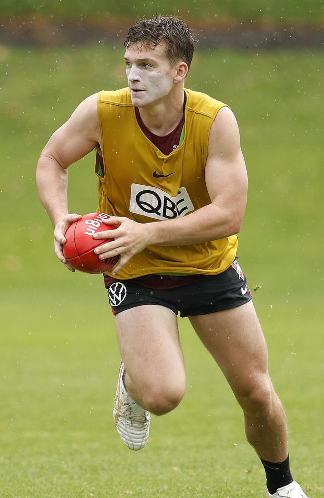 Angus Sheldrick on the track for the Swans. Picture: Phil Hillyard.