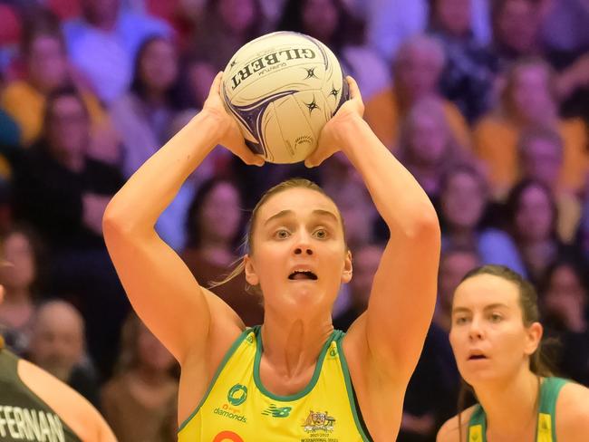 TAURANGA, NEW ZEALAND - OCTOBER 16: Liz Watson of the Australian Diamonds during game two of the Constellation Cup series between the New Zealand Silver Ferns and the Australia Diamonds at TrustPower Arena on October 16, 2022 in Tauranga, New Zealand. (Photo by Mark Tantrum/Getty Images)