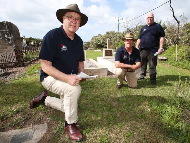 Geoff Traill, Col Bruce Murray and Bob Marmion. Queenscliff Cemetery in Point Lonsdale. The Headstone Project has established a local pilot project at the Queenscliff Cemetery and is looking for contacts for seven families of WWI soldiers buried in unmarked graves at Point Lonsdale. Picture: Alan Barber