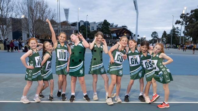 Geelong Amateurs Sapphires under-11 netball team pull their funniest faces.