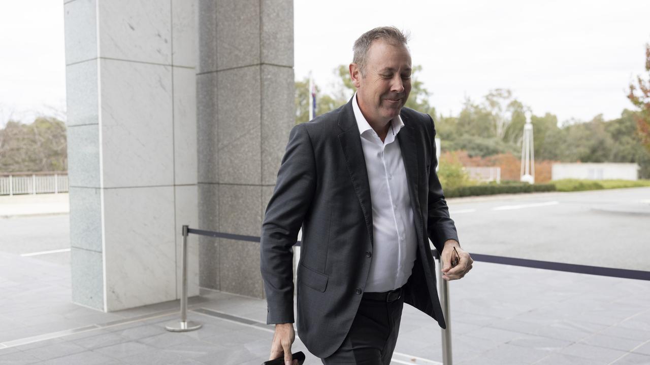 CANBERRA, AUSTRALIA, NewsWire Photos. MAY 13, 2025: Parliament House in Canberra. The federal parliamentary Liberal Party will meet to elect a Leader of the Opposition and Deputy Leader of the Opposition, Garth Hamilton arrives at Parliament House. Picture: NewsWire / David Beach