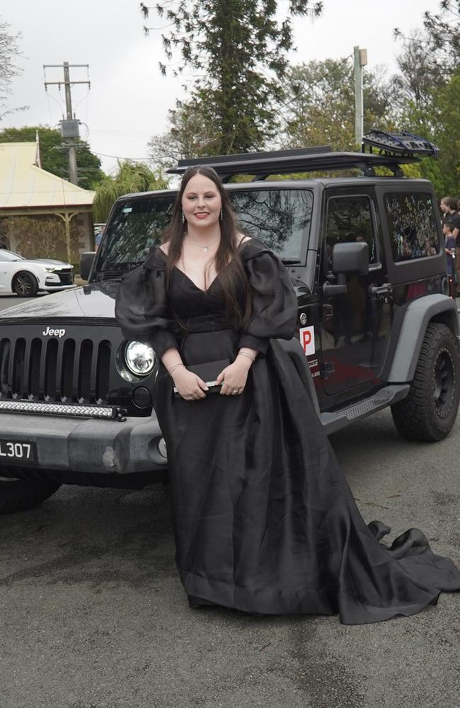 Students arriving in style for the 2024 Glasshouse Christian College formal at Flaxton Gardens.