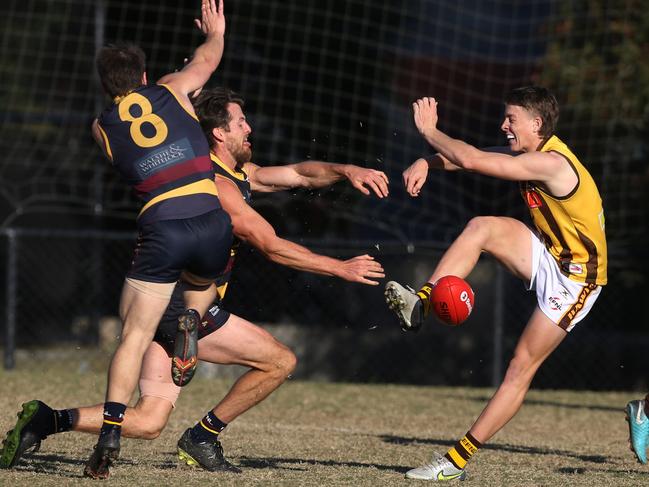 EFL: Doncaster East’s Aaron Ceravolo attempts to spoil. Picture: Stuart Milligan