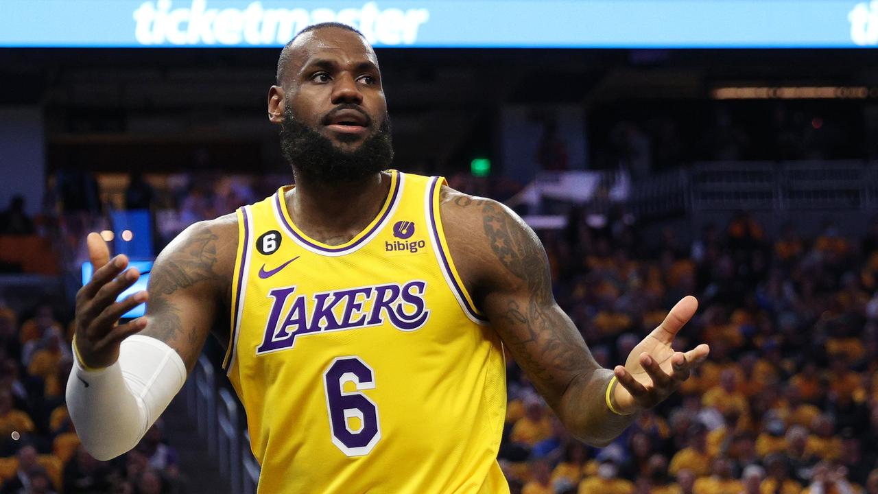 NBA playoff betting, odds: Will LeBron, Lakers avoid sweep against