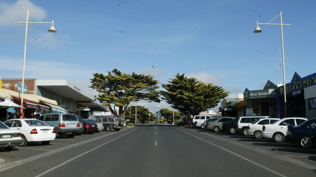 Bass Coast locals are outraged after the release of the draft Cowes streetscape master plan revealed carparks in the main street would be cut from 66 to 24 spots.